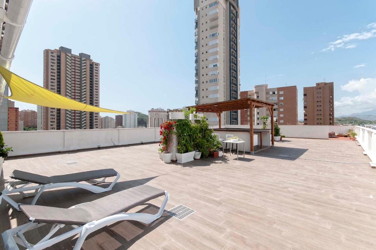 Apartamento FANTÁSTICO ÁTICO con ENORME TERRAZA y CHILL OUT Benidorm Exterior foto