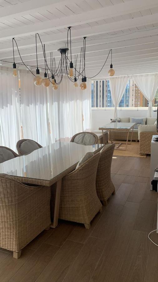 Apartamento FANTÁSTICO ÁTICO con ENORME TERRAZA y CHILL OUT Benidorm Exterior foto