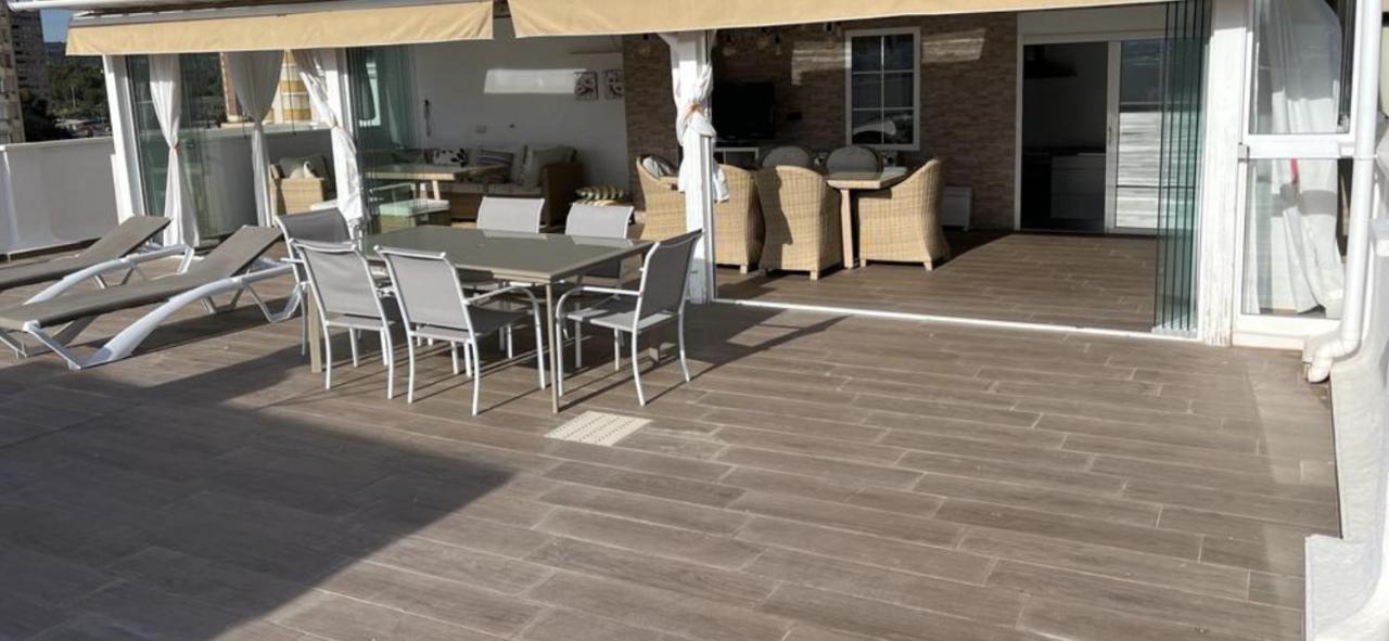 Apartamento FANTÁSTICO ÁTICO con ENORME TERRAZA y CHILL OUT Benidorm Exterior foto