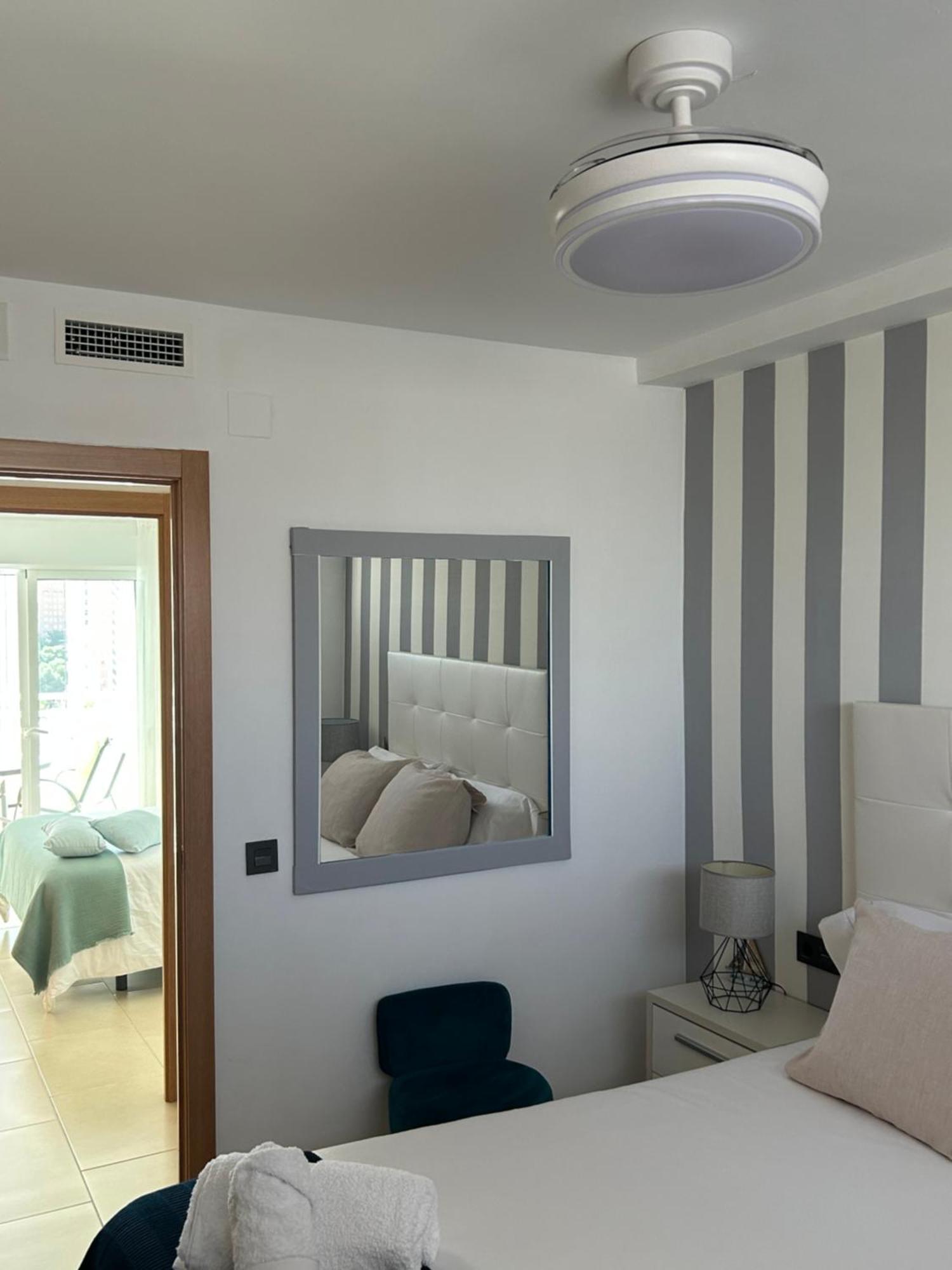 Apartamento FANTÁSTICO ÁTICO con ENORME TERRAZA y CHILL OUT Benidorm Exterior foto