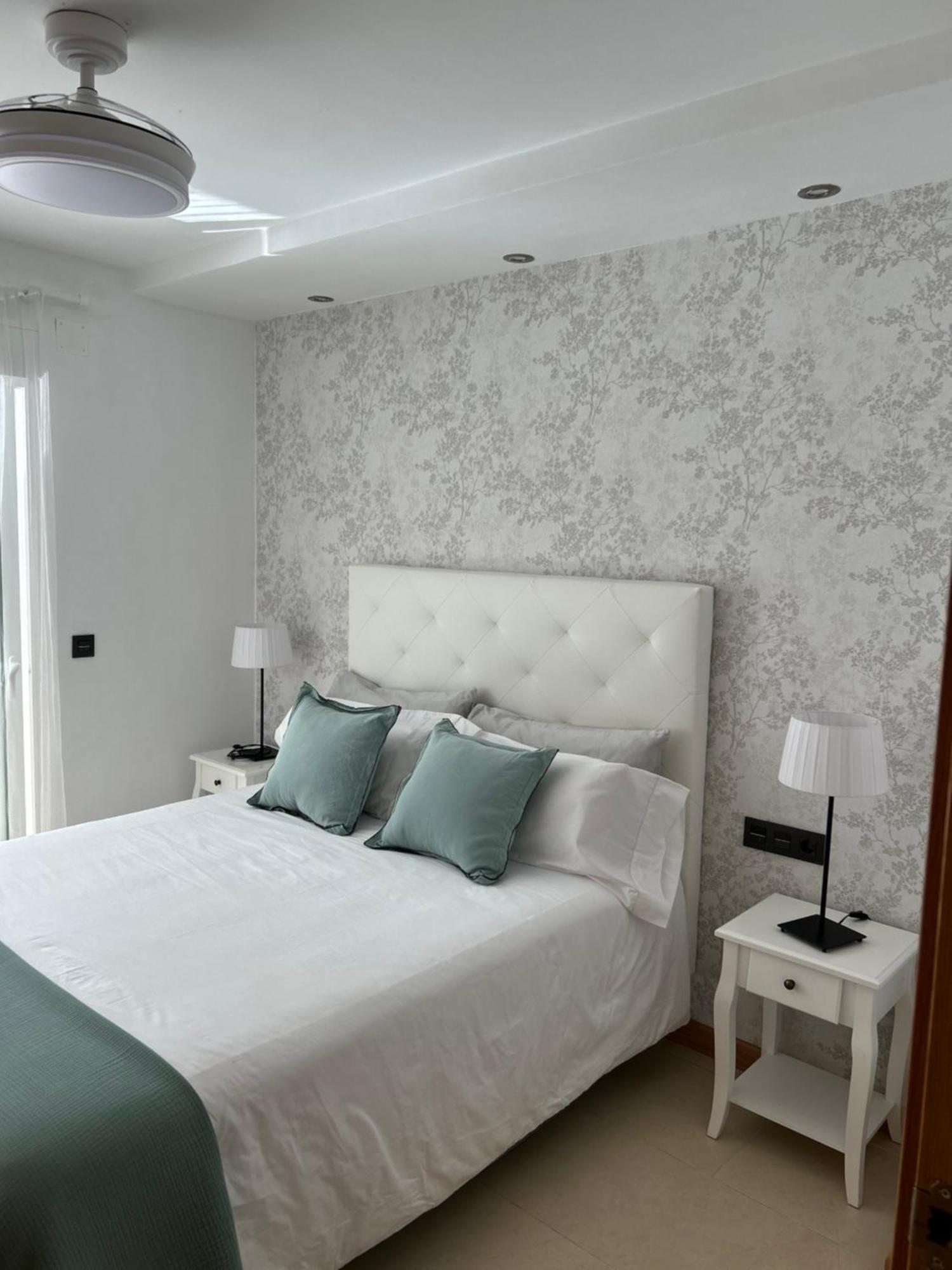 Apartamento FANTÁSTICO ÁTICO con ENORME TERRAZA y CHILL OUT Benidorm Exterior foto
